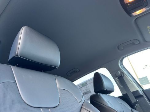 New 2026 Kia Sorento EX image 17