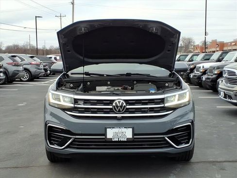 Used 2022 Volkswagen Atlas Cross Sport SEL Premium R-Line image 33