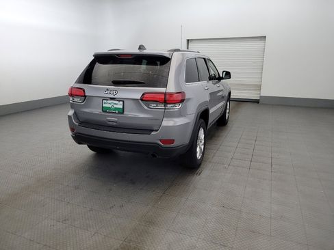 Used 2021 Jeep Grand Cherokee Laredo AWD/4WD image 9