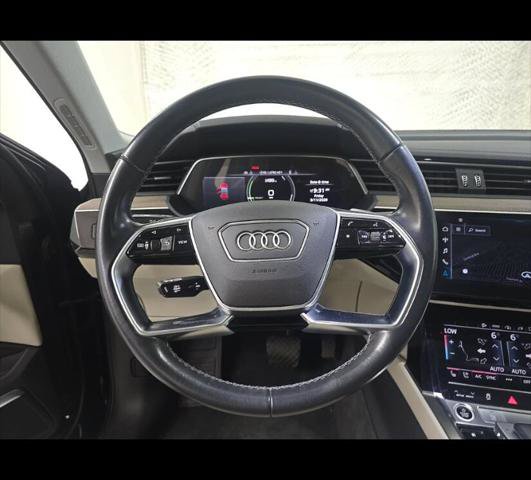 Used 2024 Audi Q8 e-tron Premium Plus AWD/4WD image 16