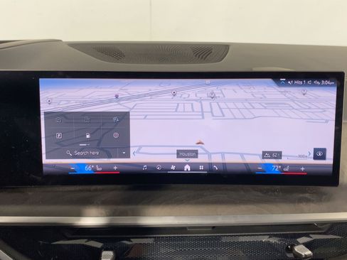 Certified 2024 BMW X5 sDrive40i w/ M Sport Package image 25