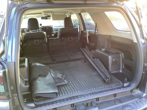 Used 2022 Toyota 4Runner TRD Sport image 4