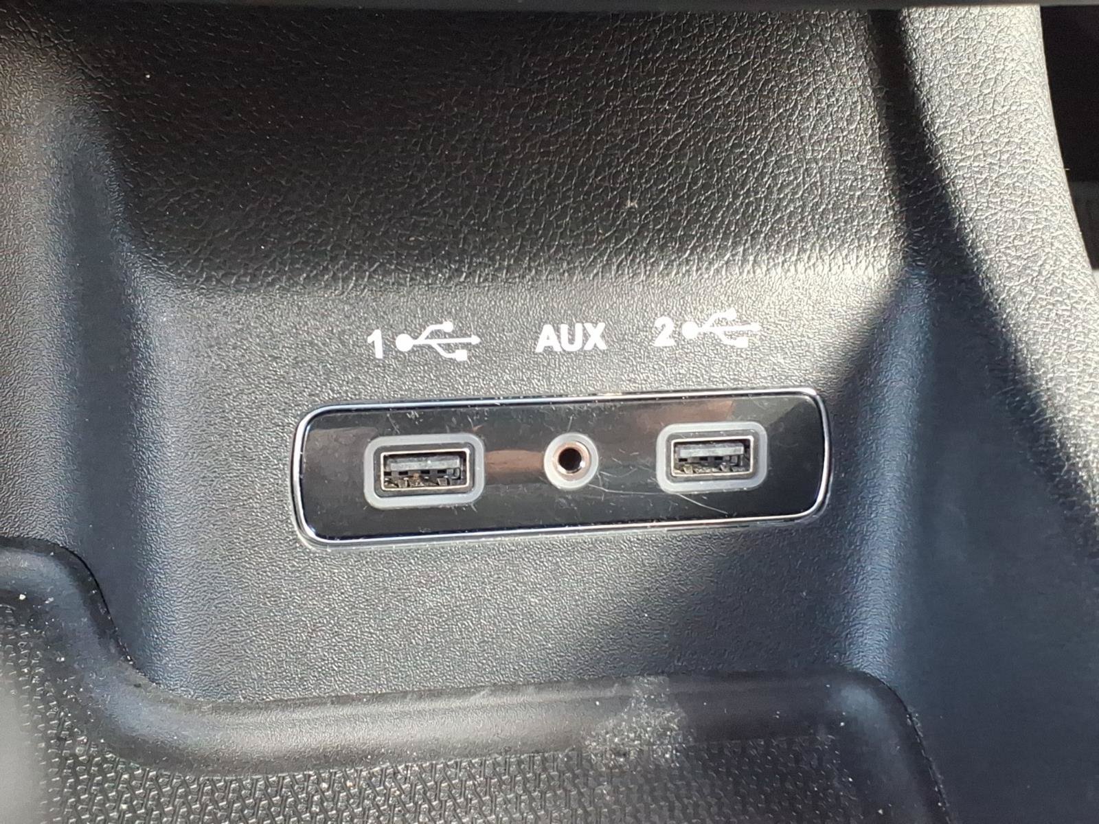 Used 2020 Dodge Durango Citadel w/ Technology Group AWD/4WD image 16