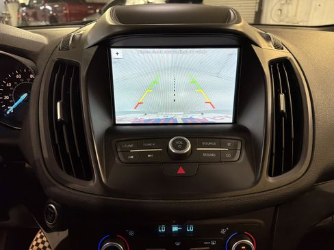 Used 2019 Ford Escape SE AWD/4WD image 19