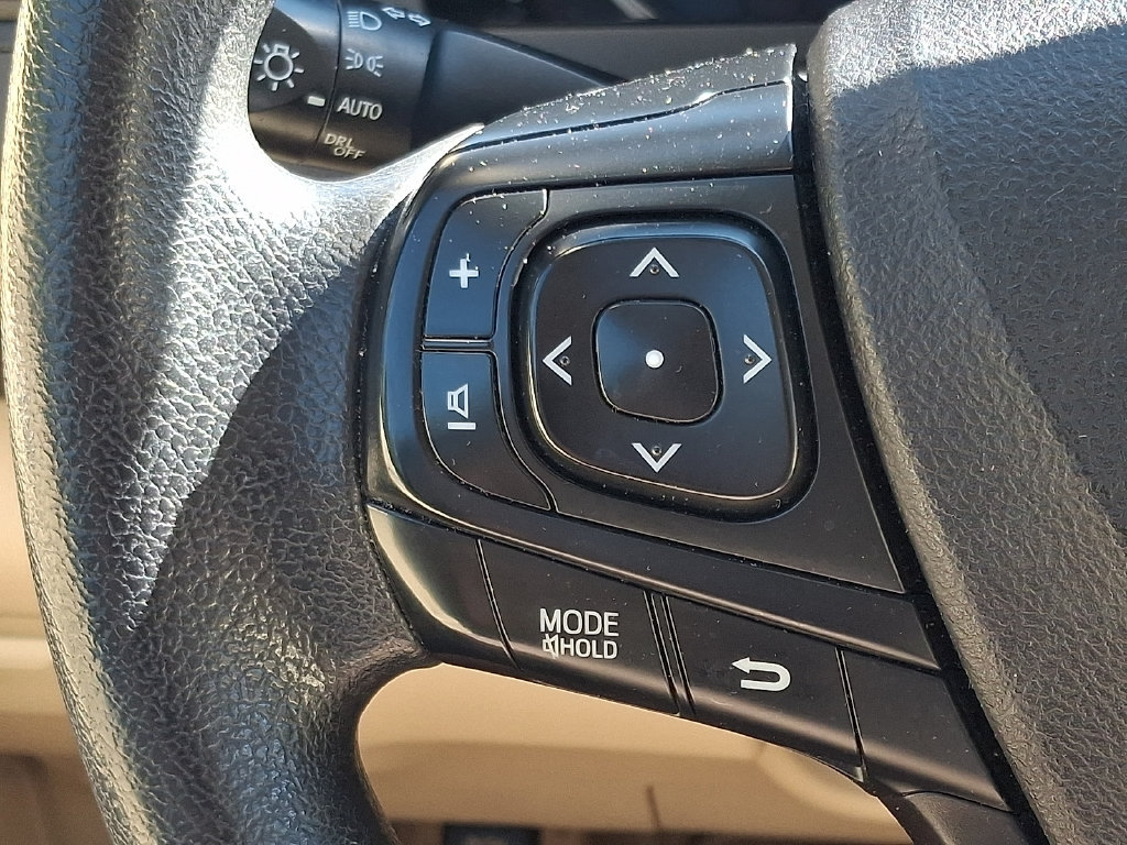 Used 2017 Toyota Camry LE FWD image 20