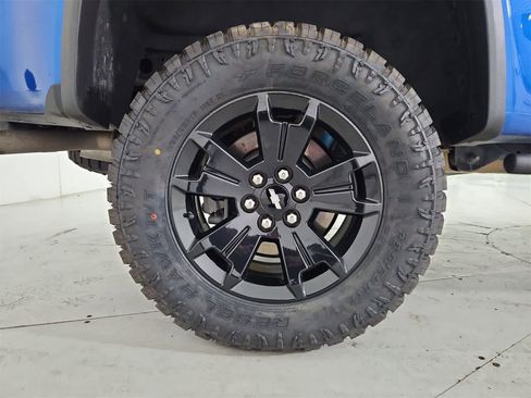 Used 2021 Chevrolet Colorado ZR2 w/ ZR2 Dusk Special Edition image 13