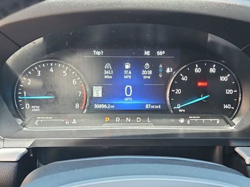 Used 2023 Ford Explorer XLT w/ Equipment Group 202A RWD image 33