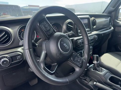 Used 2023 Jeep Wrangler Unlimited Sport AWD/4WD image 9