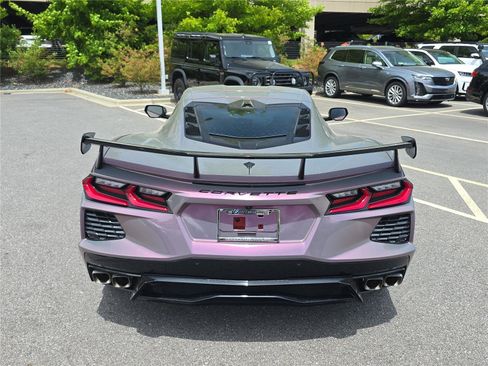Used 2022 Chevrolet Corvette Stingray Preferred Cpe w/ Z51 Performance Package RWD image 4