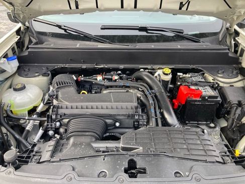 Used 2025 Ford Maverick XLT w/ XLT Luxury Package image 25