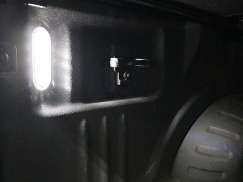 Used 2019 Ford F250 Platinum w/ Platinum Ultimate Package AWD/4WD image 34