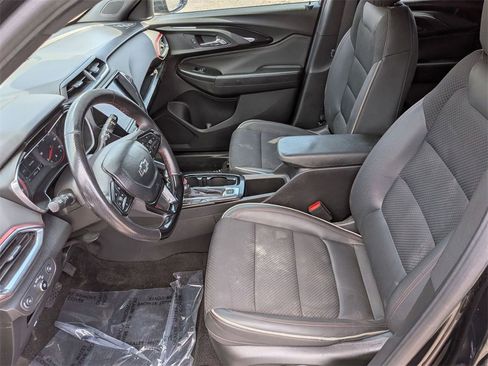 Used 2021 Chevrolet TrailBlazer RS w/ Convenience Package image 12