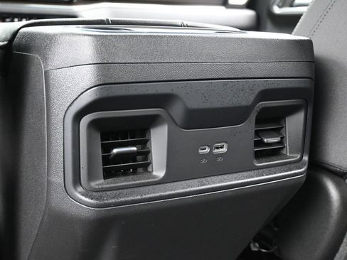 Used 2022 Chevrolet Silverado 1500 LT Trail Boss image 35