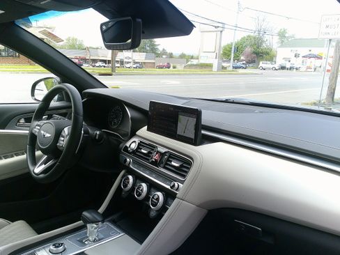 Used 2023 Genesis G70 2.0T w/ Sport Prestige Package AWD/4WD image 31