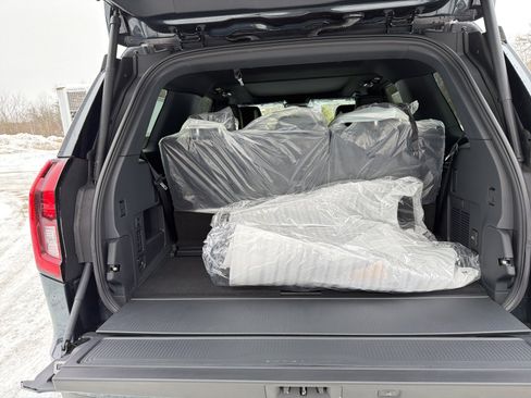 New 2026 Ford Expedition Platinum w/ Stealth Appearance Package image 7