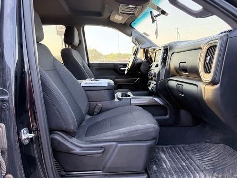 Used 2022 Chevrolet Silverado 2500 LT w/ Convenience Package AWD/4WD image 10