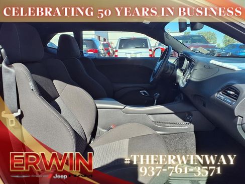 Certified 2022 Dodge Challenger R/T w/ Blacktop Package image 14