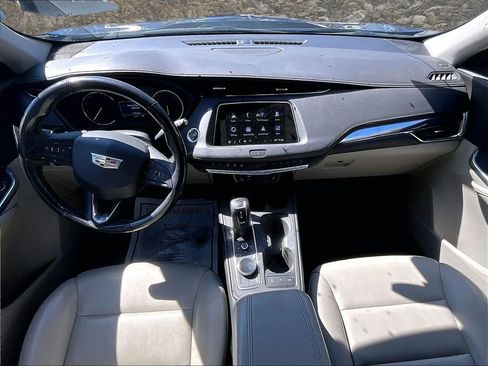 Used 2019 Cadillac XT4 Luxury w/ Trailering Package AWD/4WD image 14