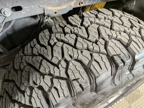 Used 2019 Chevrolet Colorado ZR2 w/ Colorado ZR2 Bison Edition image 14