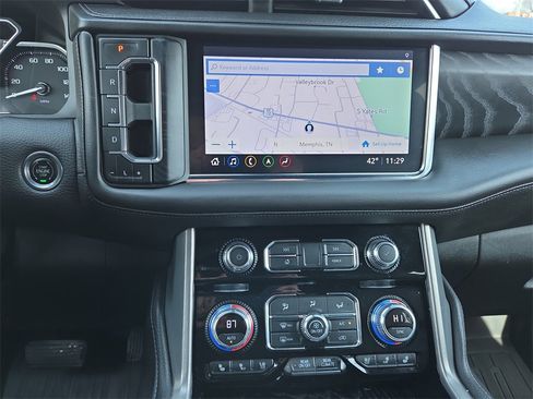 Used 2021 GMC Yukon XL Denali w/ Denali Premium Package image 27