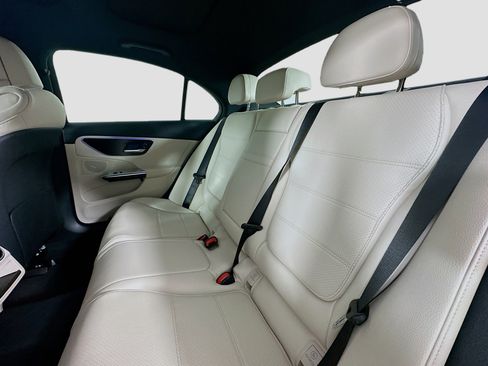 Used 2026 Mercedes-Benz C 300 4MATIC Sedan image 31