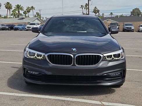 Used 2018 BMW 530i RWD image 2