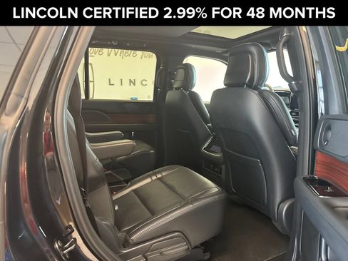 Certified 2024 Lincoln Navigator Premiere AWD/4WD image 8