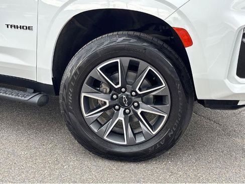 Used 2023 Chevrolet Tahoe Z71 w/ Luxury Package AWD/4WD image 4