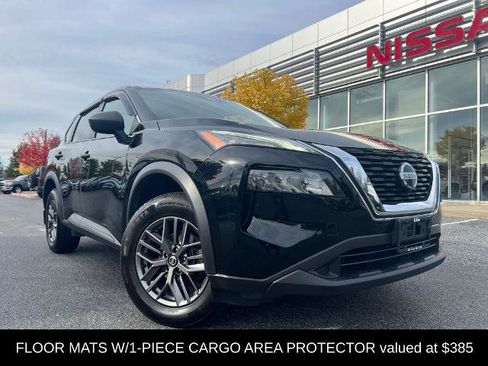 Certified 2021 Nissan Rogue S image 3