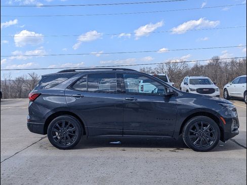 Used 2023 Chevrolet Equinox RS w/ RS Leather Package AWD/4WD image 6