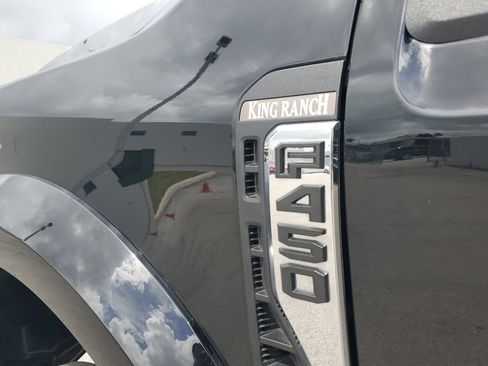 Used 2025 Ford F450 King Ranch w/ Chrome Package AWD/4WD image 30