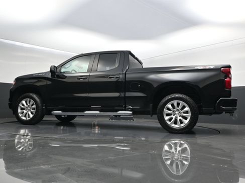 Used 2023 Chevrolet Silverado 1500 Custom AWD/4WD image 37