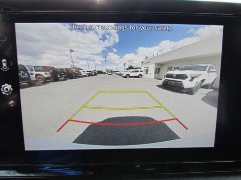 Used 2025 Hyundai Palisade SEL FWD image 32