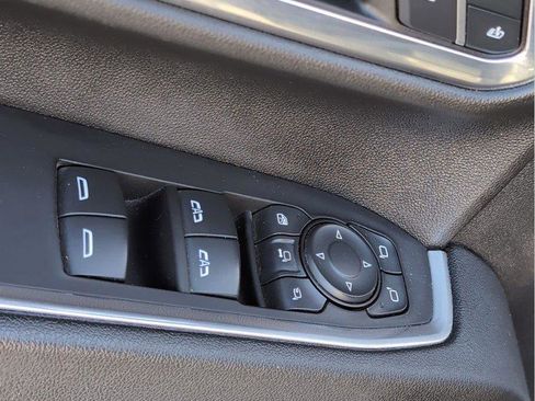 Used 2024 Chevrolet Silverado 2500 LTZ image 16