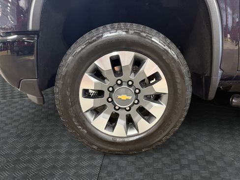 Used 2024 Chevrolet Silverado 2500 Custom w/ Custom Value Package AWD/4WD image 15