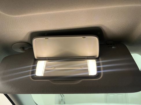 Used 2018 Chevrolet Traverse Premier image 53