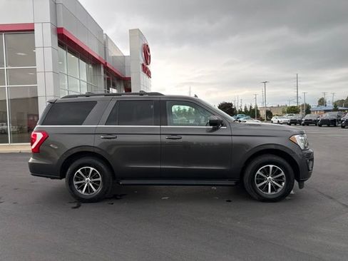 Used 2021 Ford Expedition XLT AWD/4WD image 8