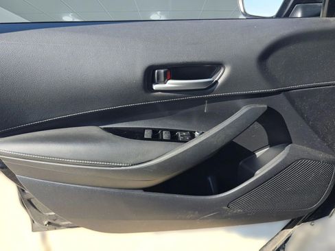 Used 2020 Toyota Corolla SE w/ Carpet Mat Package image 8