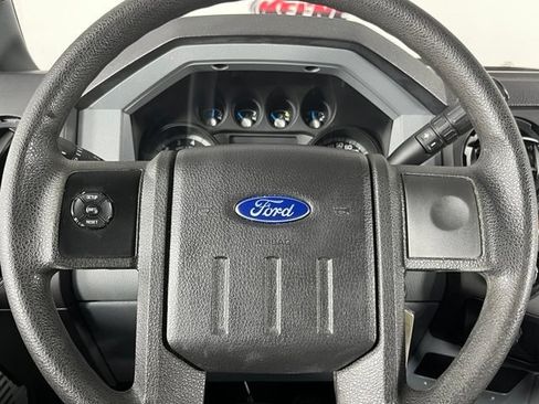 Used 2016 Ford F250 XL w/ Power Equipment Group AWD/4WD image 11