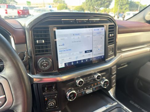 Used 2021 Ford F150 Lariat AWD/4WD image 10