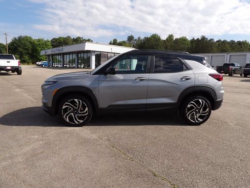 Used 2025 Chevrolet TrailBlazer RS w/ Driver Confidence Package FWD image 5