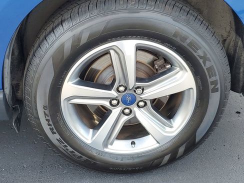 Certified 2022 Ford Edge SEL w/ Convenience Package image 5