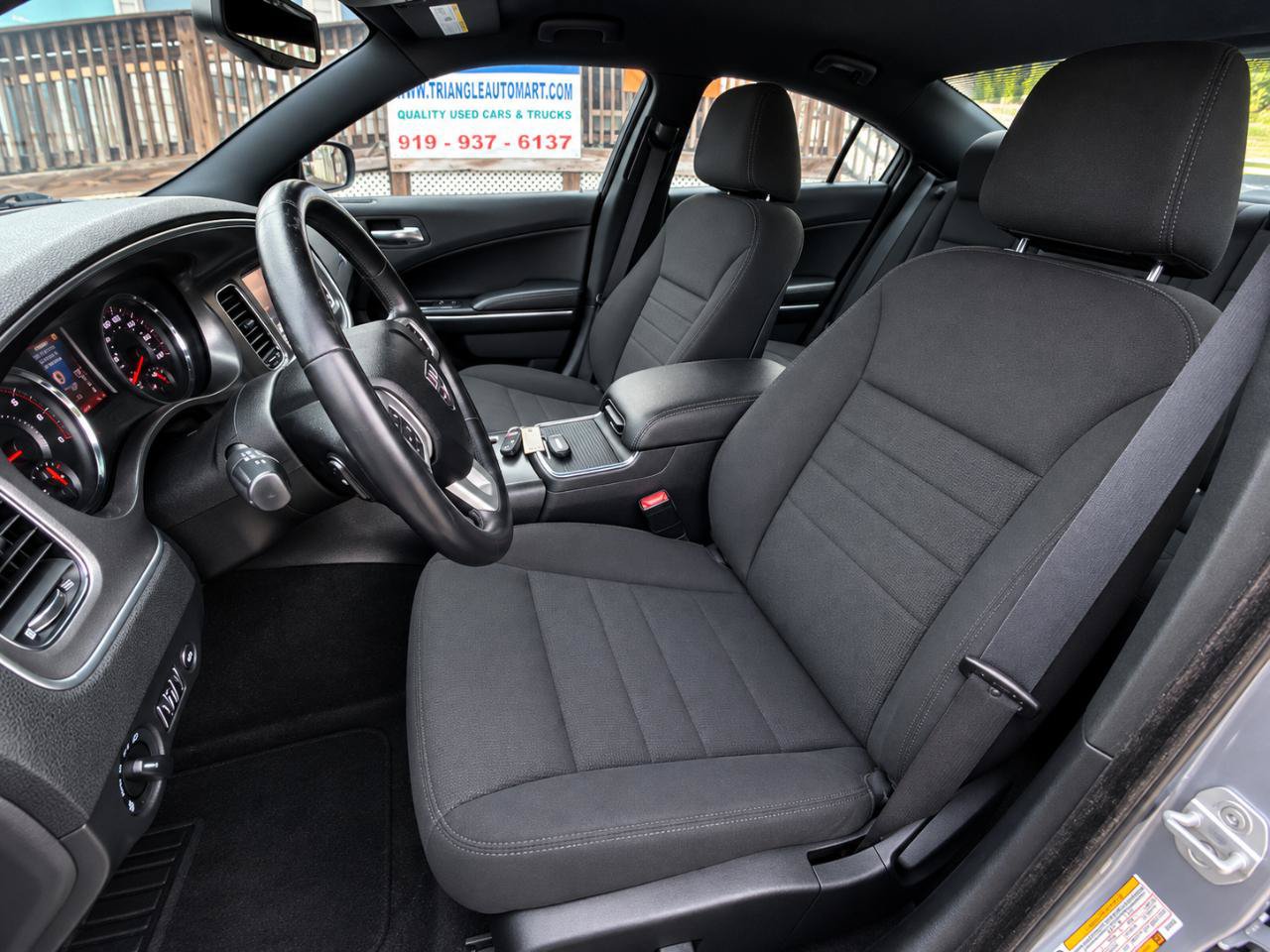 Used 2013 Dodge Charger SE w/ Connectivity Group RWD image 10