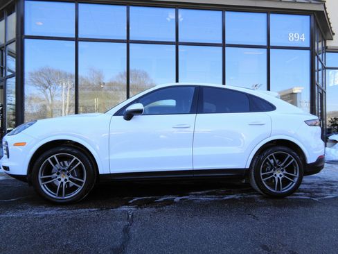 Used 2020 Porsche Cayenne image 8