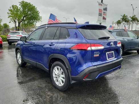 Used 2023 Toyota Corolla Cross LE FWD image 9
