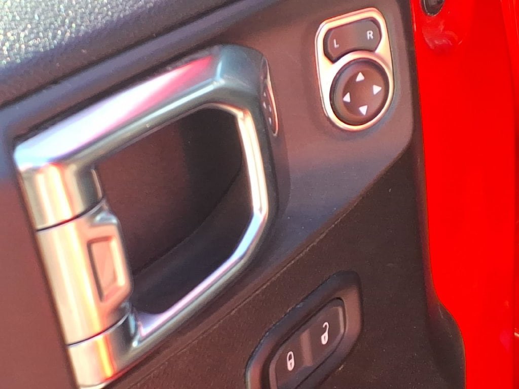 Used 2025 Jeep Wrangler Unlimited Sport AWD/4WD image 20