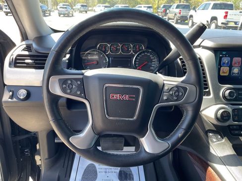 Used 2017 GMC Yukon SLT w/ Open Road Package image 15