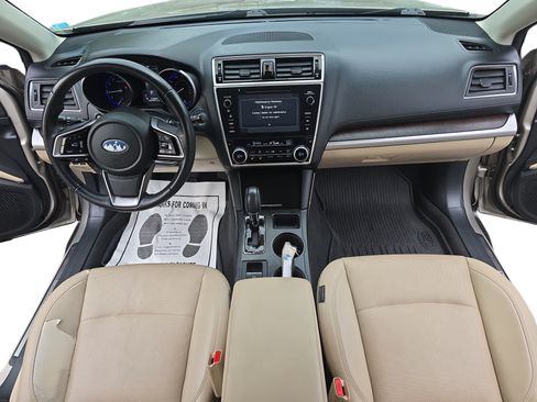 Used 2019 Subaru Outback 2.5i Limited w/ Popular Package #2 AWD/4WD image 9