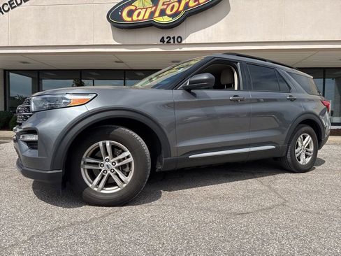 Used 2023 Ford Explorer XLT w/ Equipment Group 202A RWD image 15