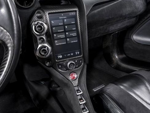 Used 2020 McLaren 720S Performance image 8